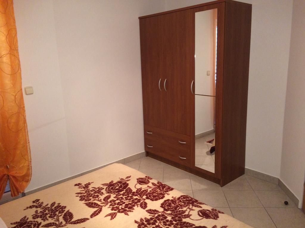 Apartment Kolundzic Нови-Винодолски Номер фото