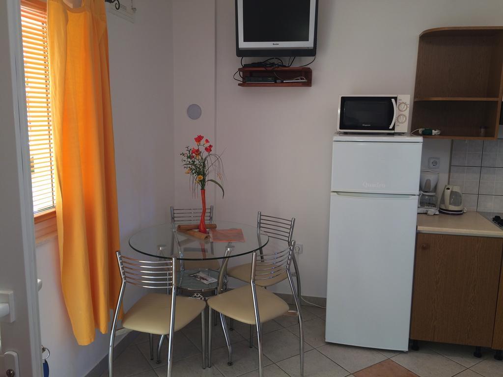 Apartment Kolundzic Нови-Винодолски Номер фото