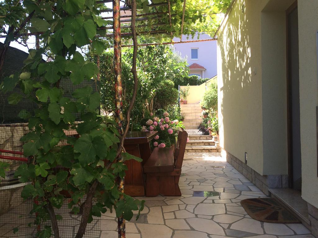 Apartment Kolundzic Нови-Винодолски Номер фото