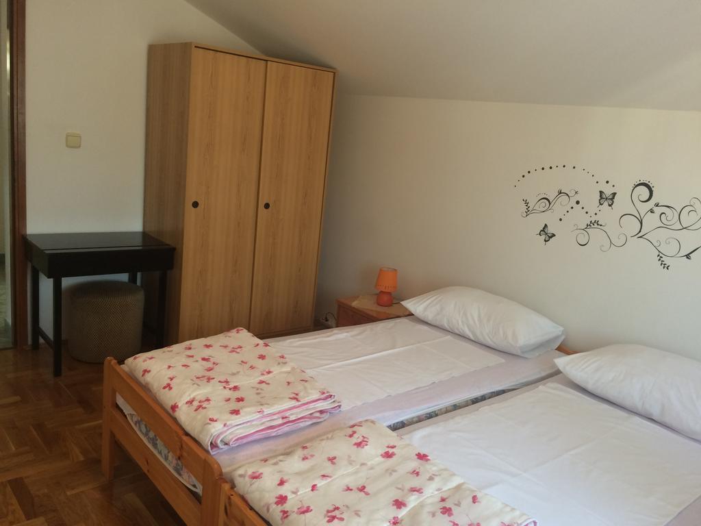 Apartment Kolundzic Нови-Винодолски Номер фото