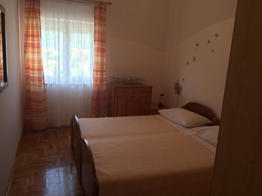 Apartment Kolundzic Нови-Винодолски Номер фото