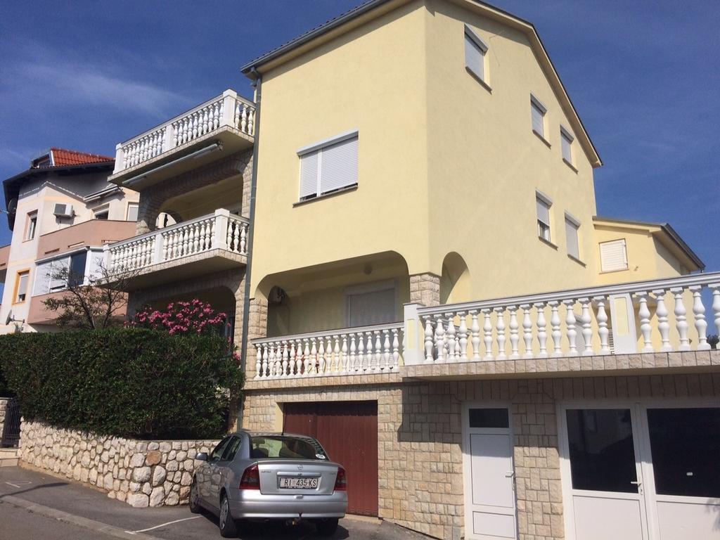 Apartment Kolundzic Нови-Винодолски Номер фото